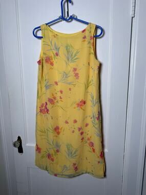 Villager Liz Claiborne Dress 8 Yellow Floral Sleeveless Shift Sheath Garden